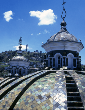 Mitad del mundo + Teleférico + Quito tour colonial
